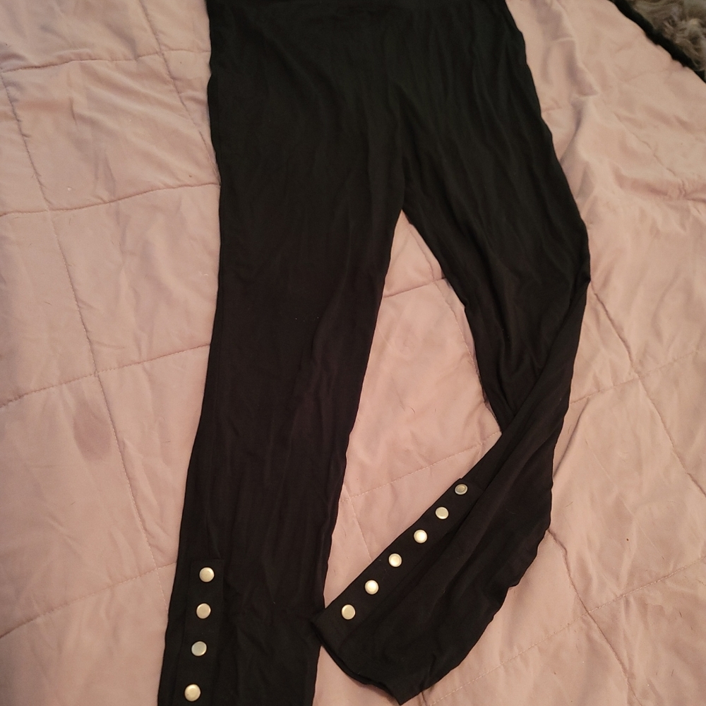 Black Medium Leggings With Silver Buttons At Bottom Nwot viscose spandex